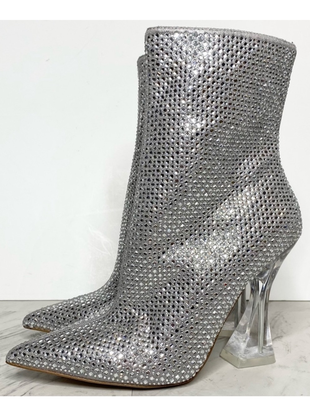 Steve Madden Vivy Rhinestone Pointy Toe Bootie 7M